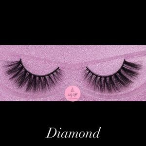 Lovely Sight Strip Lashes